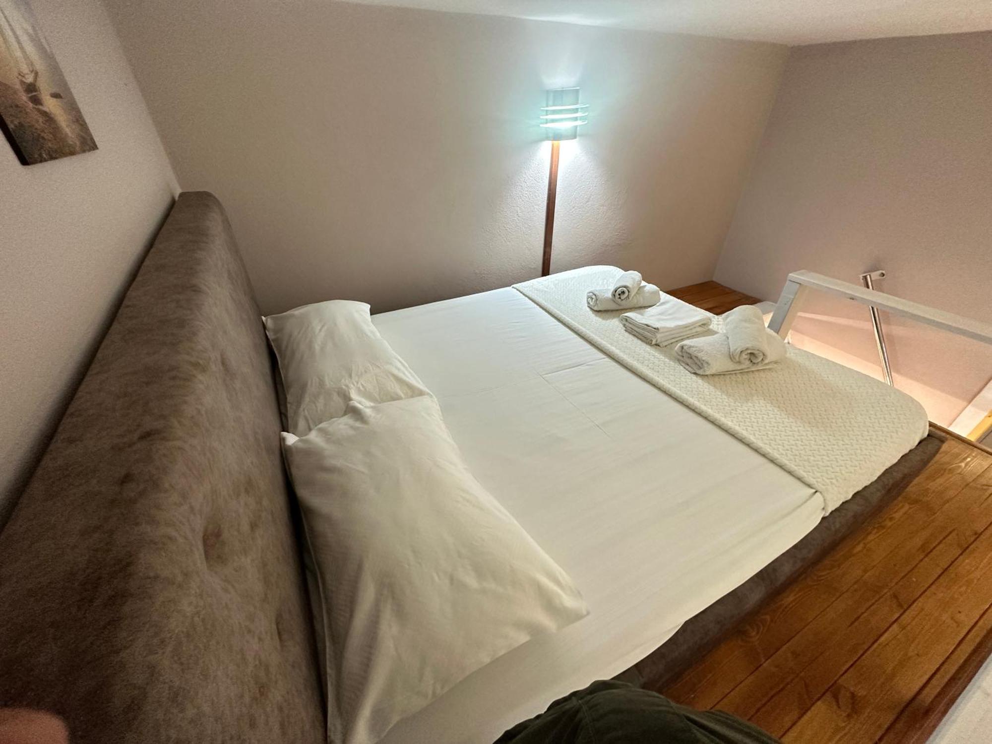 Anel Suites Vlorë Buitenkant foto
